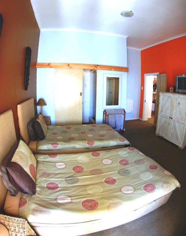 House On The Hill Hostel Кейптаун Стая снимка
