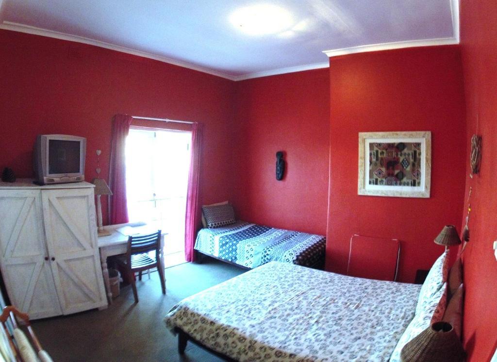 House On The Hill Hostel Кейптаун Стая снимка